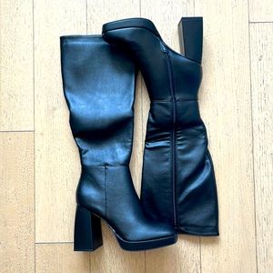 Y2K 90s knee high platform boots 6.5 never worn